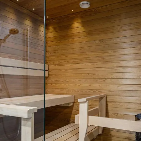 New 2br With Sauna With Stunning Views アパート