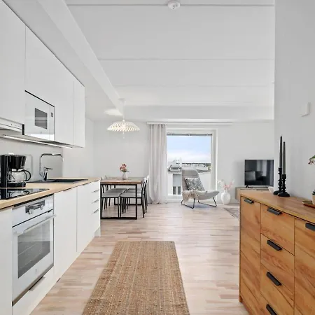 New 2br With Sauna With Stunning Views *